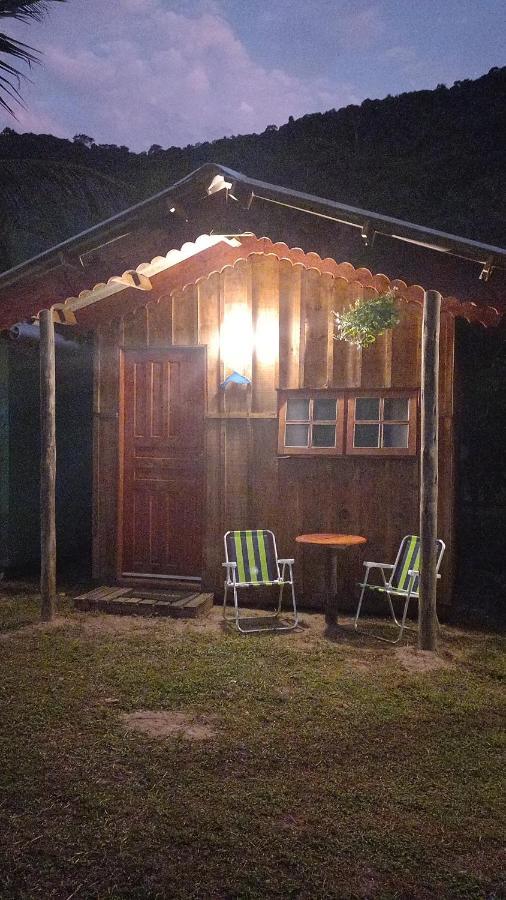 Piratas Cabanas Camping Bar Parati Mirim Exterior foto